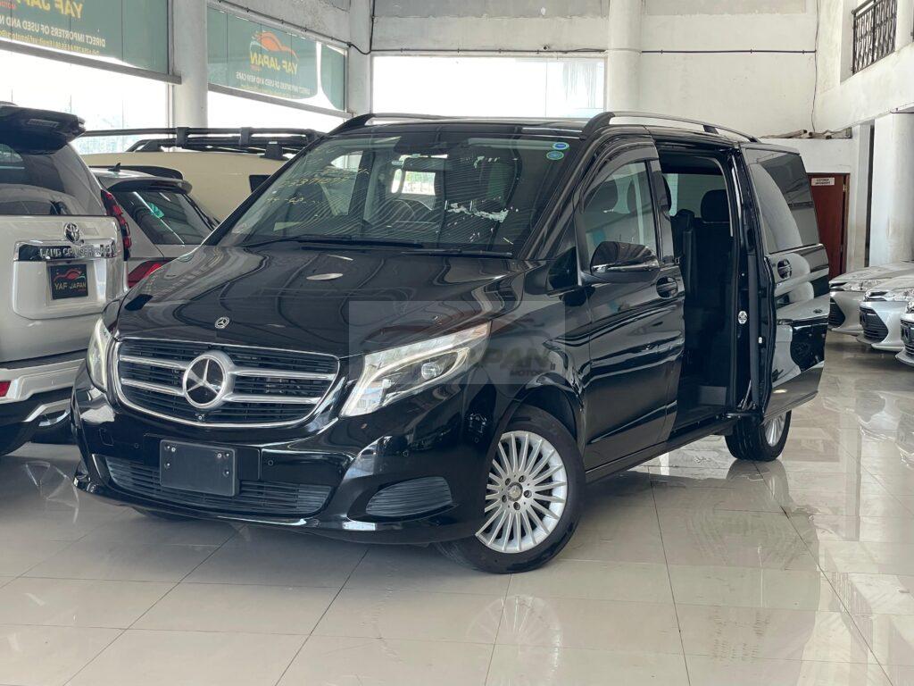 Mercedes-Benz V220D 2018 Black
