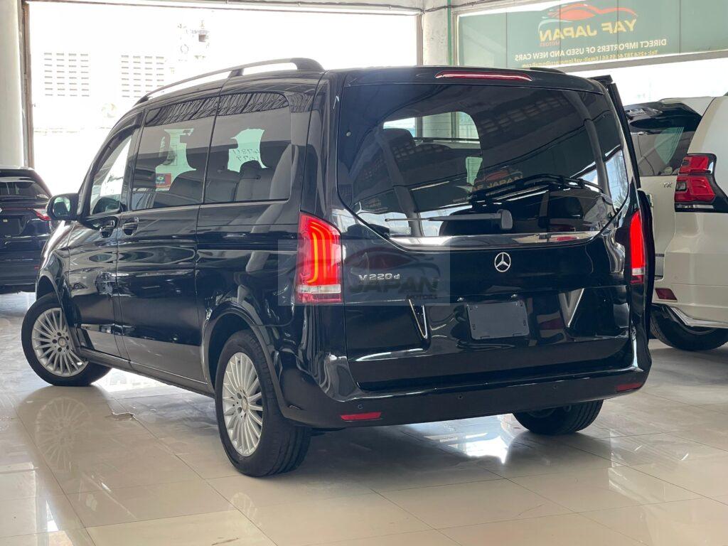 Mercedes-Benz V220D 2018 Black