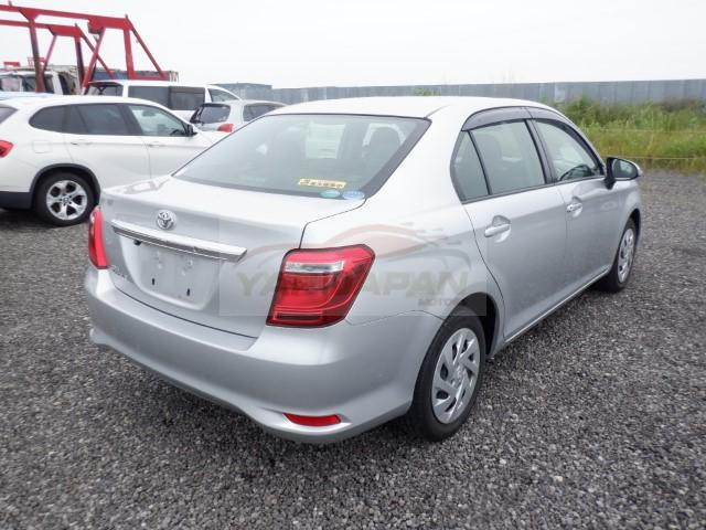 Toyota Axio 2018 Silver