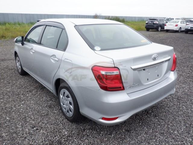 Toyota Axio 2018 Silver