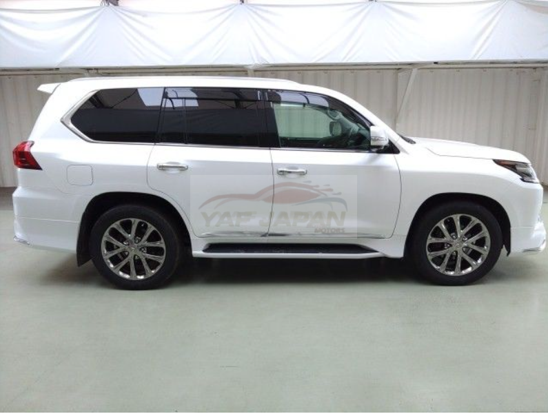 LEXUS LX570 2018 Pearl White