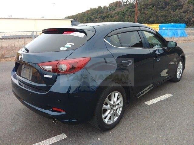 Mazda Axela Sport 2018 Blue