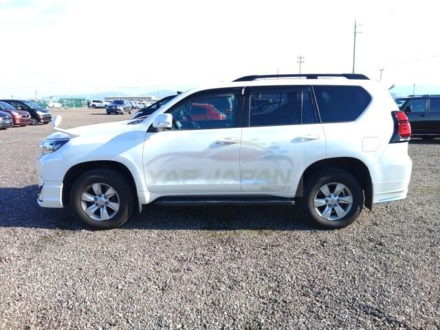 Toyota Land Cruiser Prado TX 2019 White