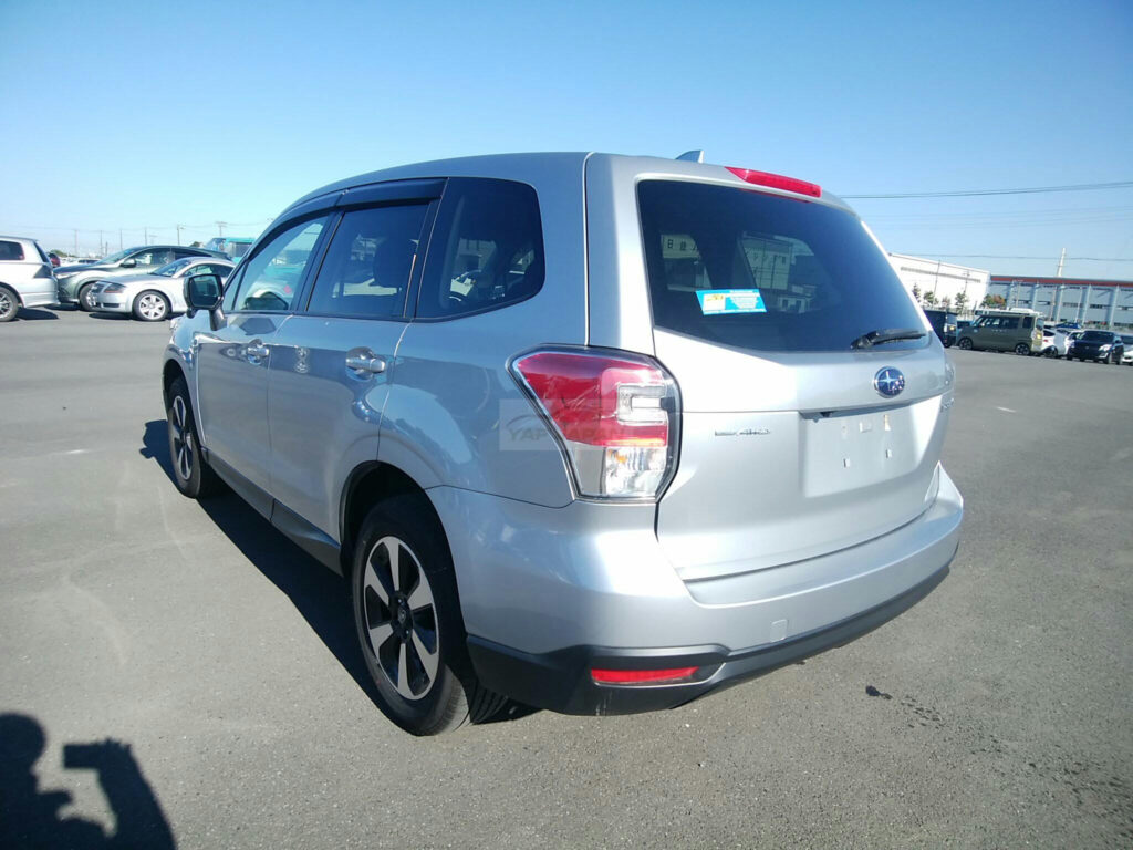 Subaru Forester 2018 Silver