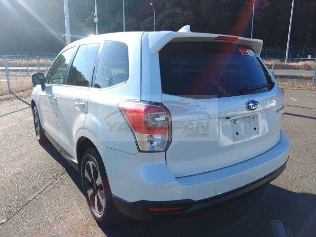 Subaru Forester 2018 Pearl White