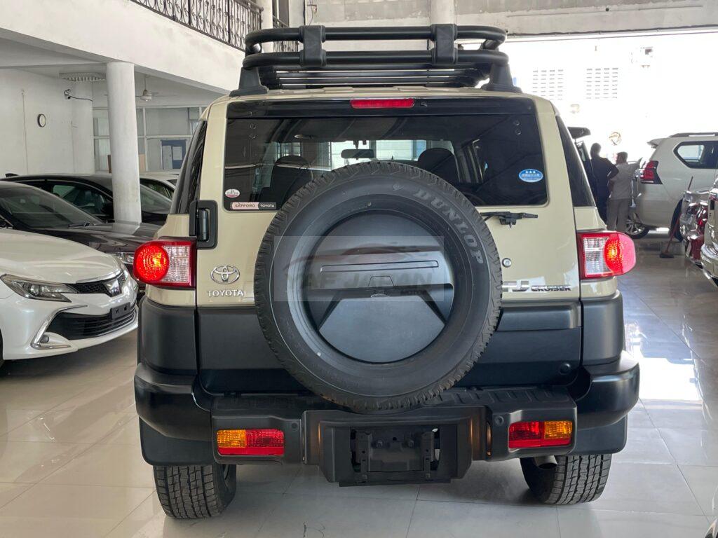 Toyota FJ CRUISER 2018 Beige