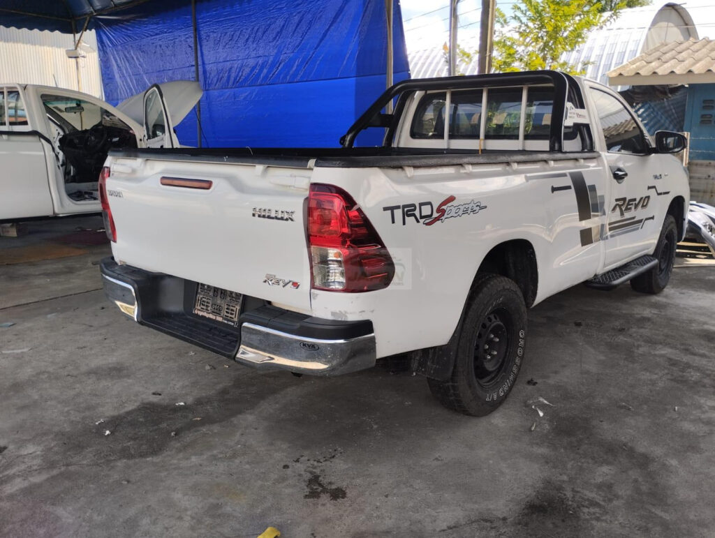 Toyota Hilux Single Cabin 2018 White