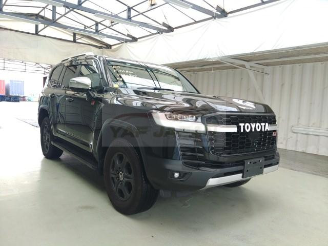 Toyota Land Cruiser ZX LC300 2022 Black