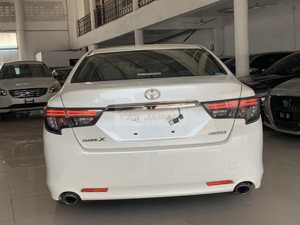 Toyota Mark X 2017 White