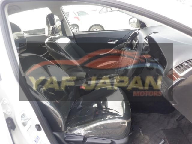 Toyota Allion 2018 Pearl White