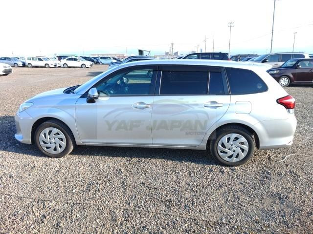 Toyota Fielder 2019 Silver