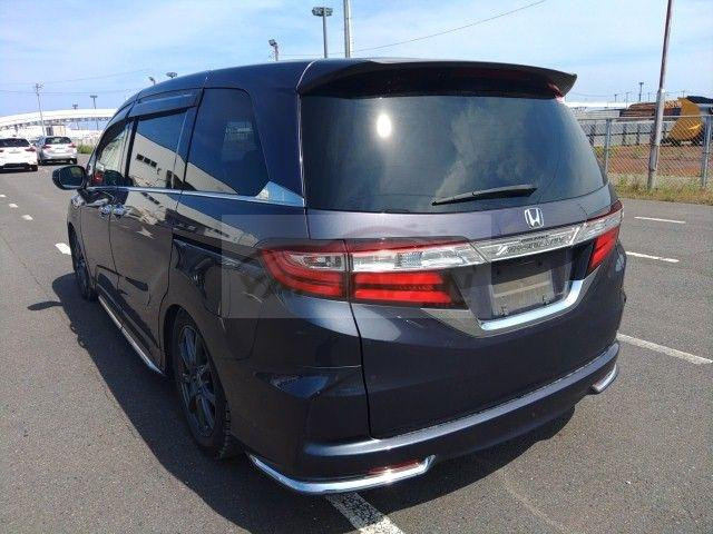 Honda Odyssey Absolute 2017 Purple