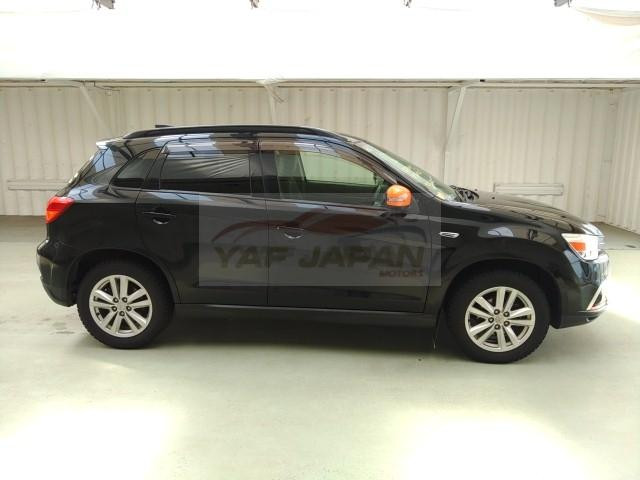 MITSUBISHI RVR 2018 Black