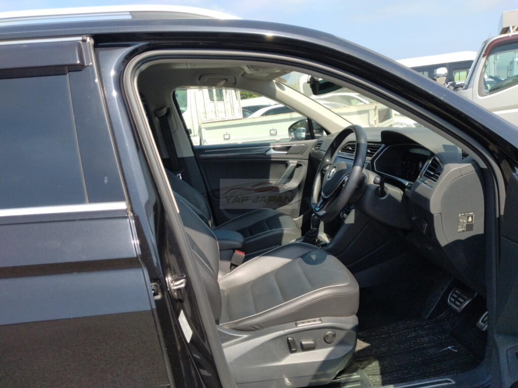 Volkswagen Tiguan Highline 2018 Black