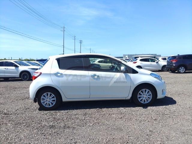 Toyota Vitz 2018 Pearl White