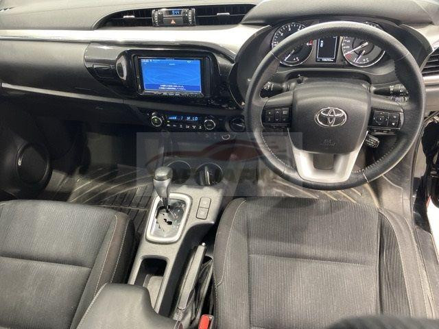 Toyota Hilux Double Cabin 2020 Black