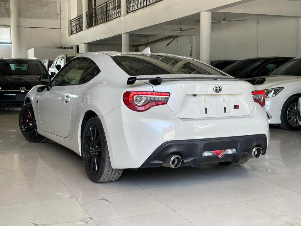 Toyota 86 2018 White