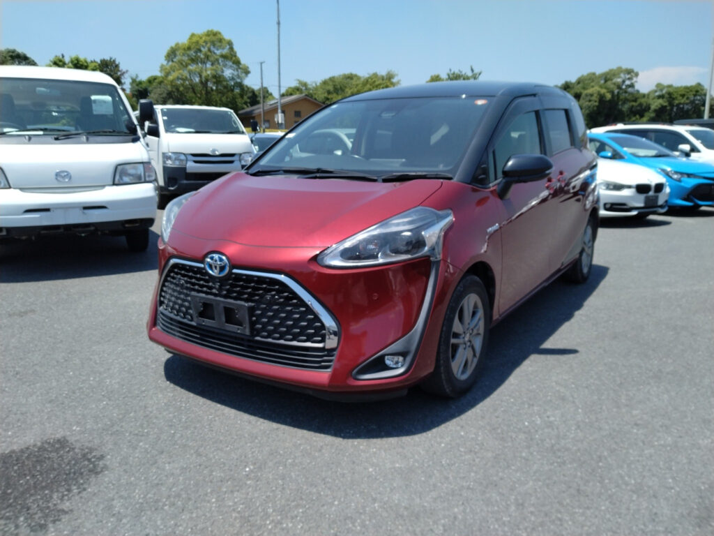 Toyota Sienta Hybrid 2019 Red Wine
