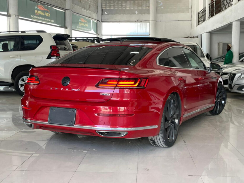 Volkswagen Arteon R-Line 2018 Red Wine