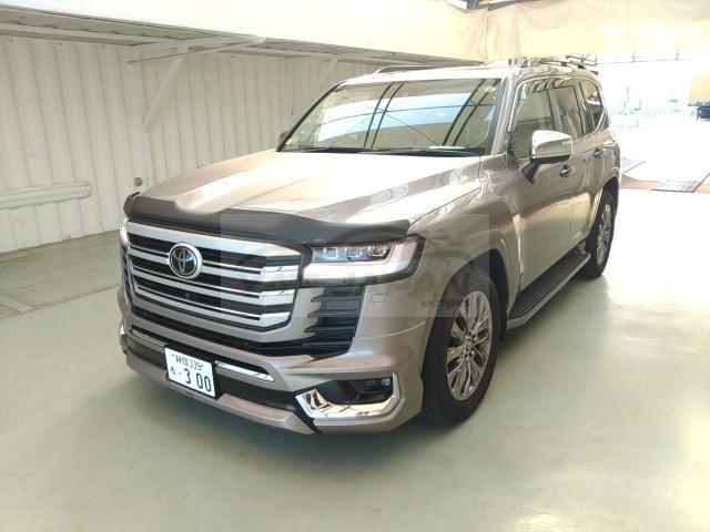 Toyota Land Cruiser ZX LC300 2024 Gold