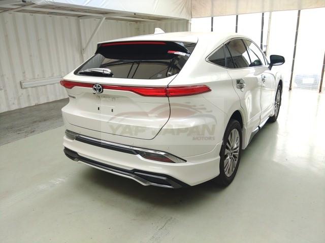 Toyota Harrier Premium 2020 Pearl White
