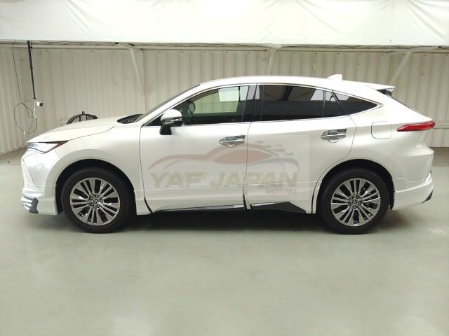 Toyota Harrier Premium 2020 Pearl White
