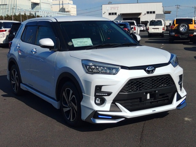 Toyota Raize 2020 Pearl White