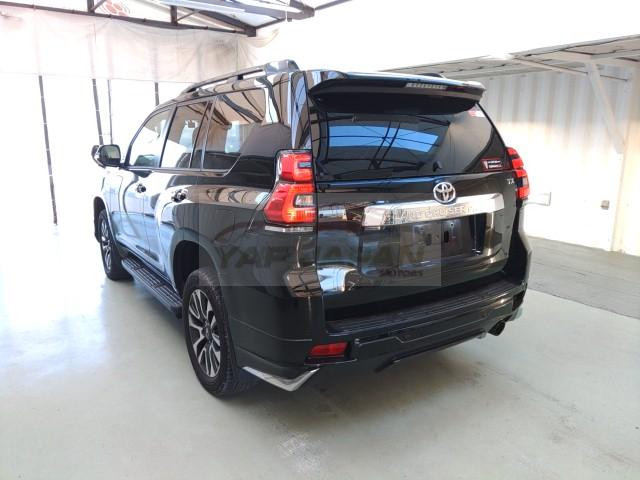 Toyota Land Cruiser Prado TX-L 2022 Black