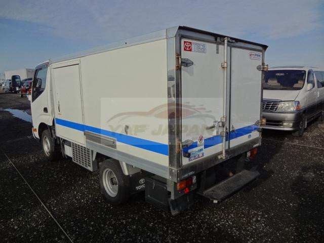 Toyota Dyna Freezer Body 2019 White