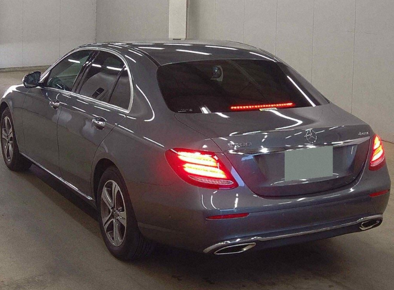 Mercedes-Benz E200 2019 Grey