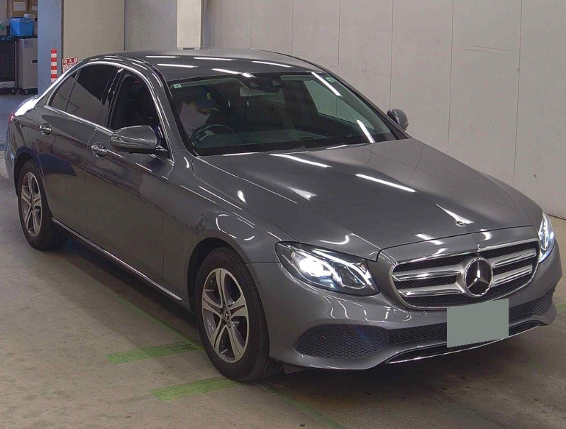 Mercedes-Benz E200 2019 Grey