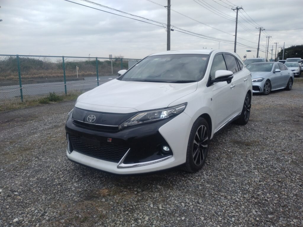 Toyota Harrier GR Sports 2020 Pearl White