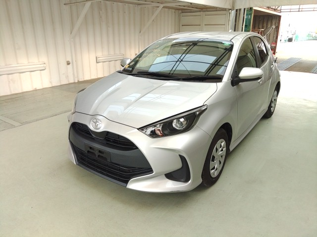 Toyota Yaris 2020 Silver