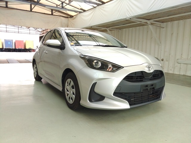 Toyota Yaris 2020 Silver